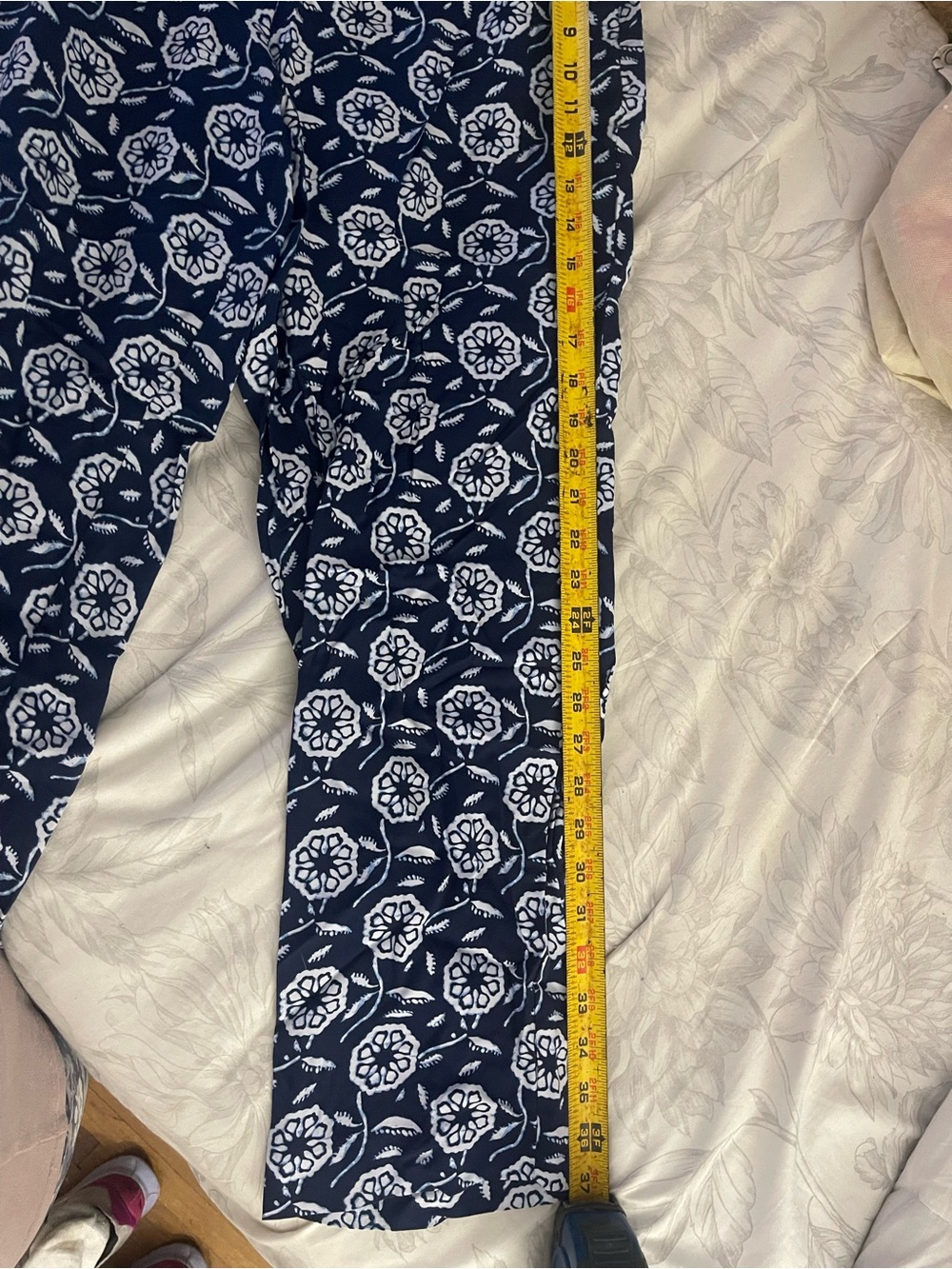 Ann Taylor Navy and White Floral Kids Leggings
